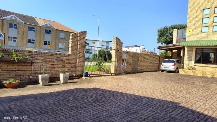 4 Bedroom Property for Sale in Ferreira Town Eastern Cape